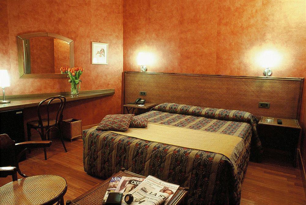 Ariosto Hotel ミラノ 部屋 写真