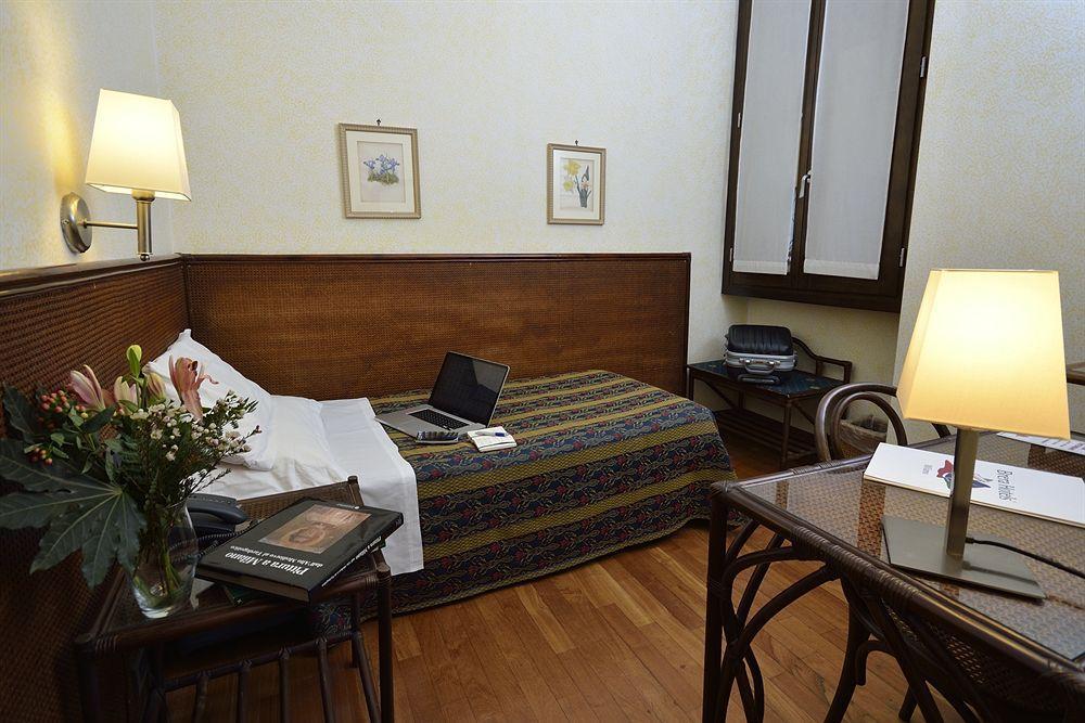 Ariosto Hotel ミラノ エクステリア 写真