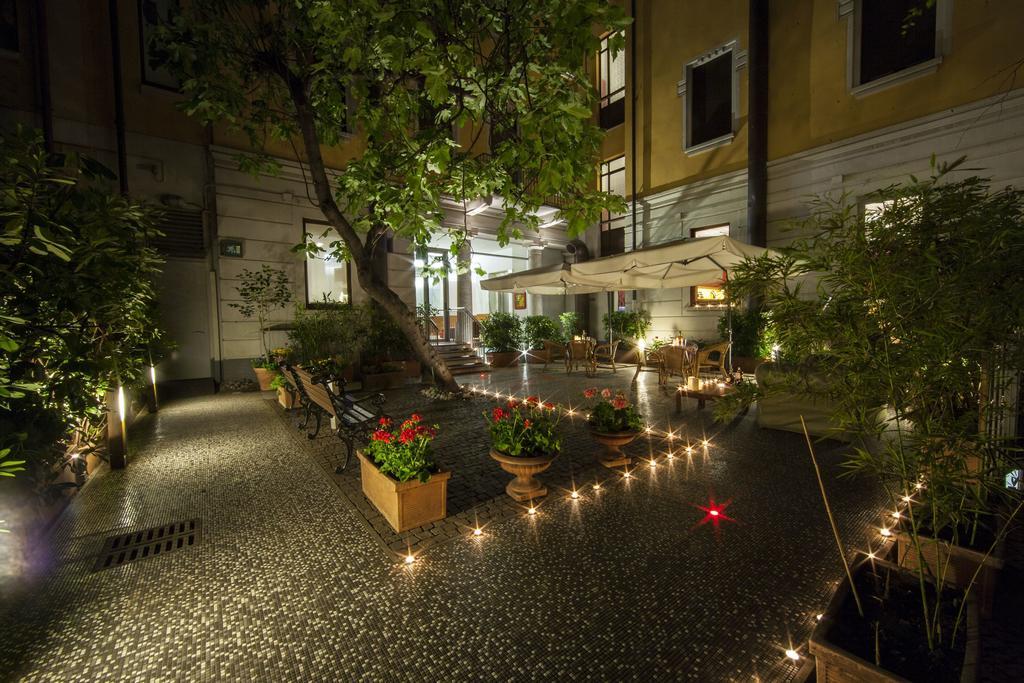 Ariosto Hotel ミラノ エクステリア 写真