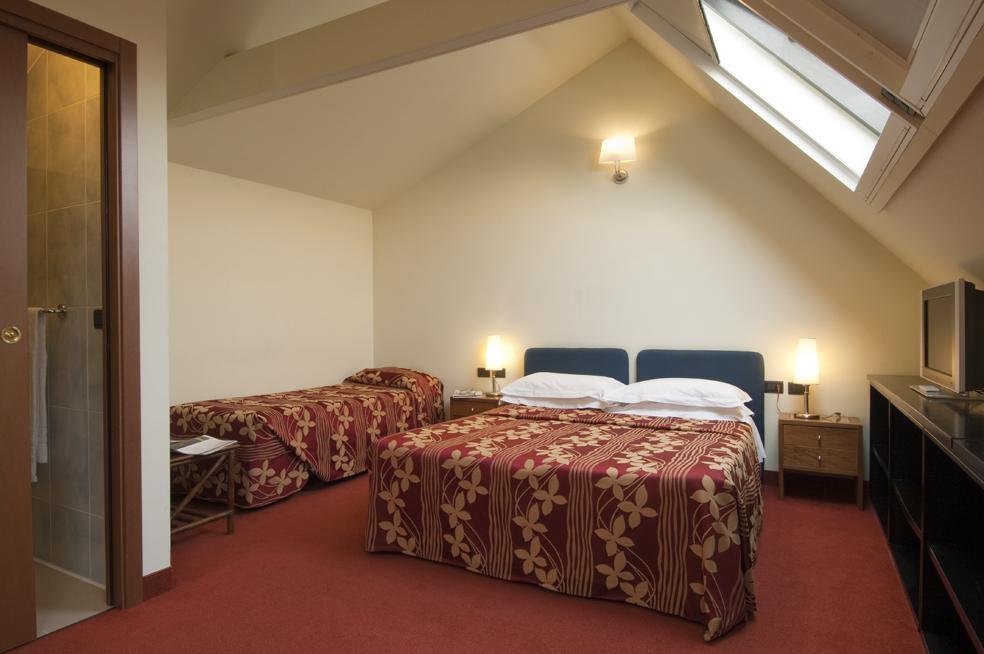 Ariosto Hotel ミラノ エクステリア 写真